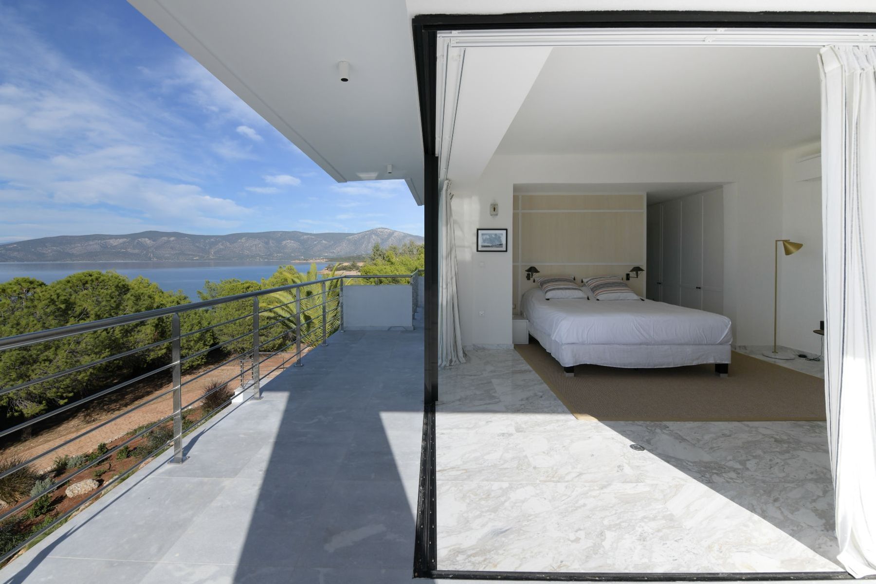 Kilada On The Rocks villa photo.